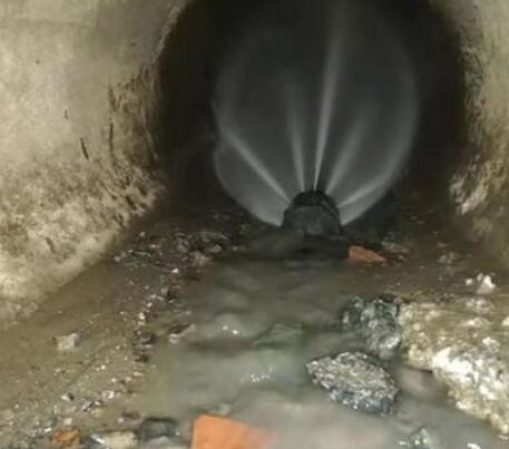 石河子乡市政管道清淤