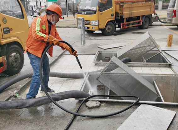 石河子乡隔油池清理